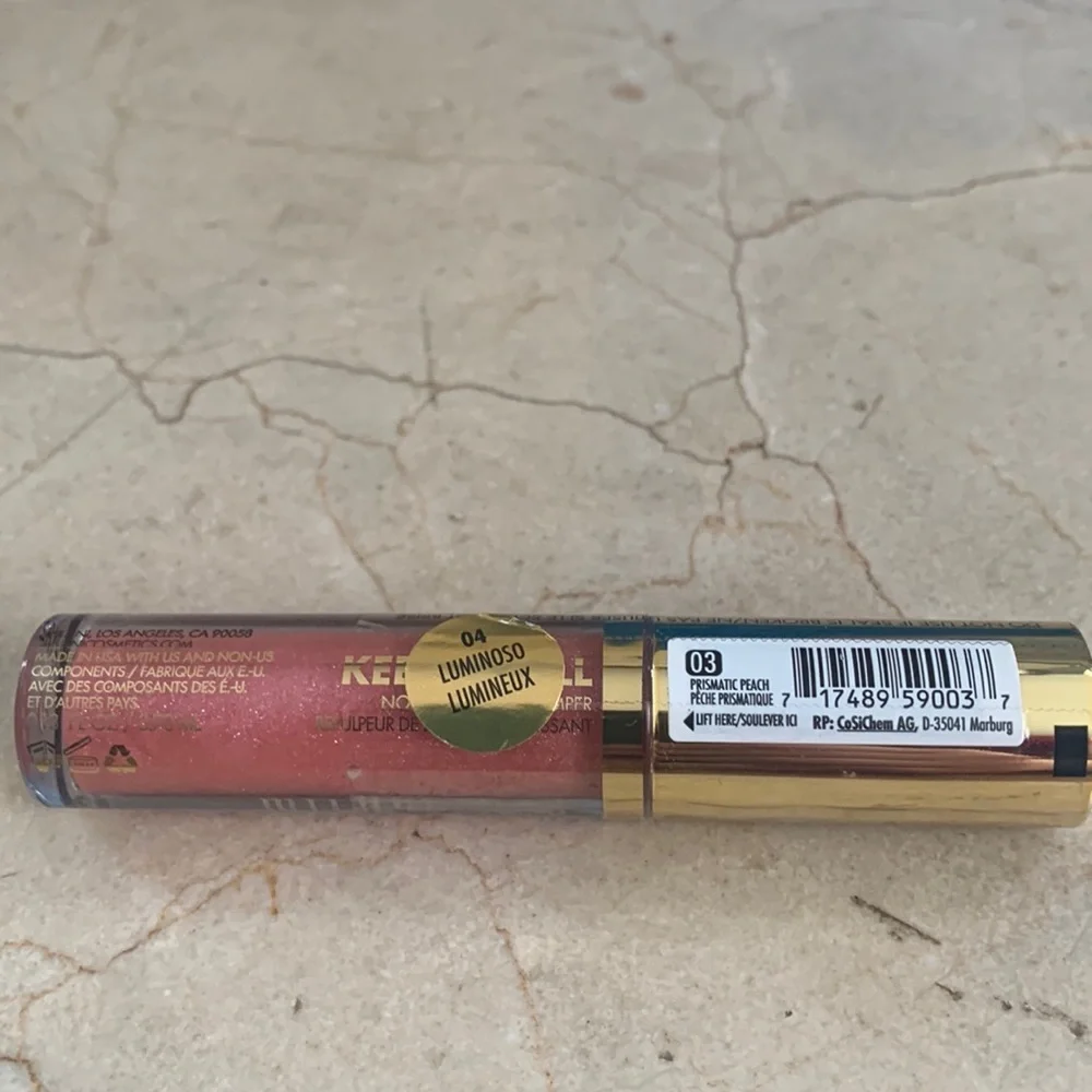 Milani nourishing lip plumper